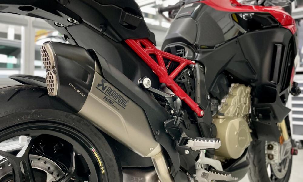 scarico e telaio ducati multistrada 